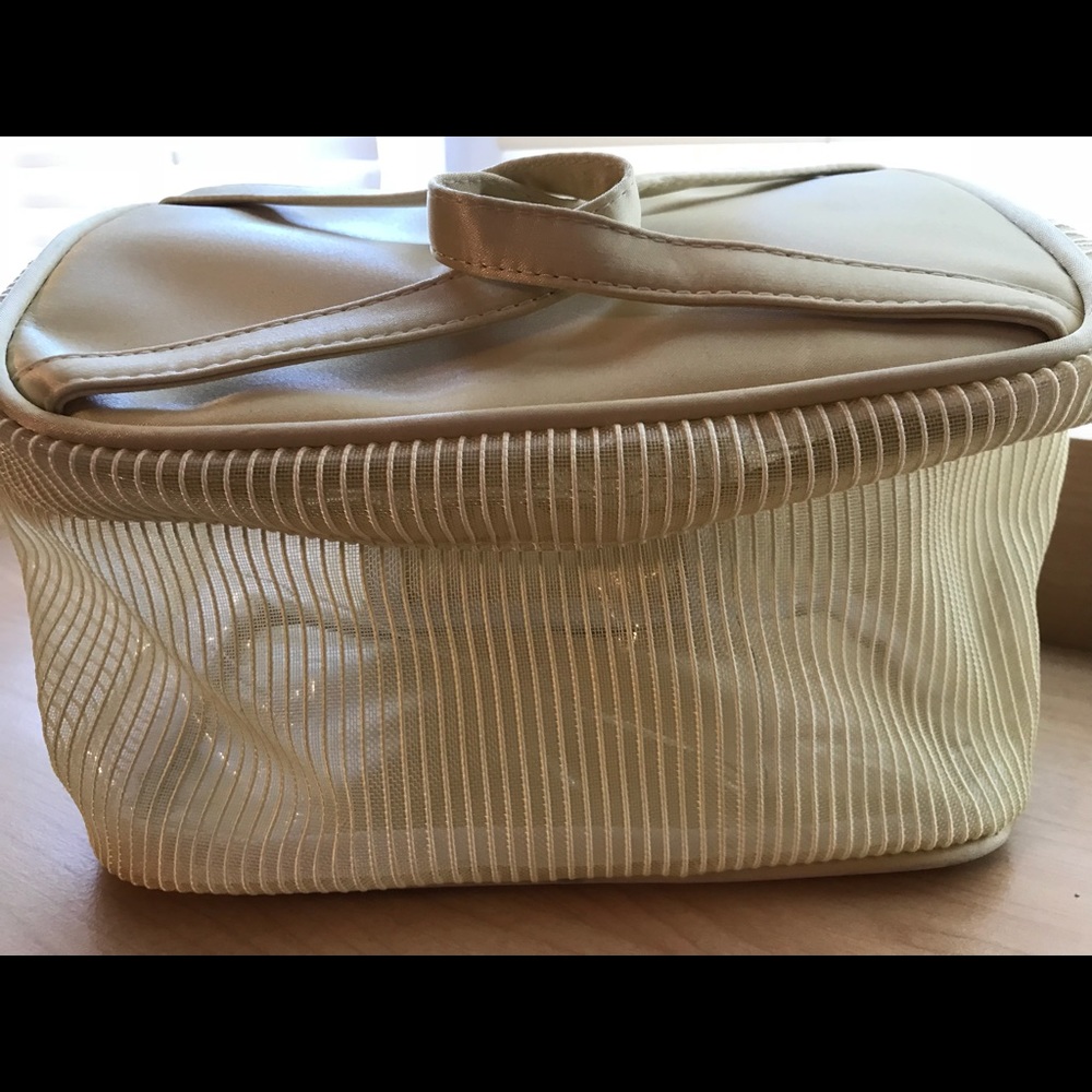 Good make up case - Picture 3 of 4